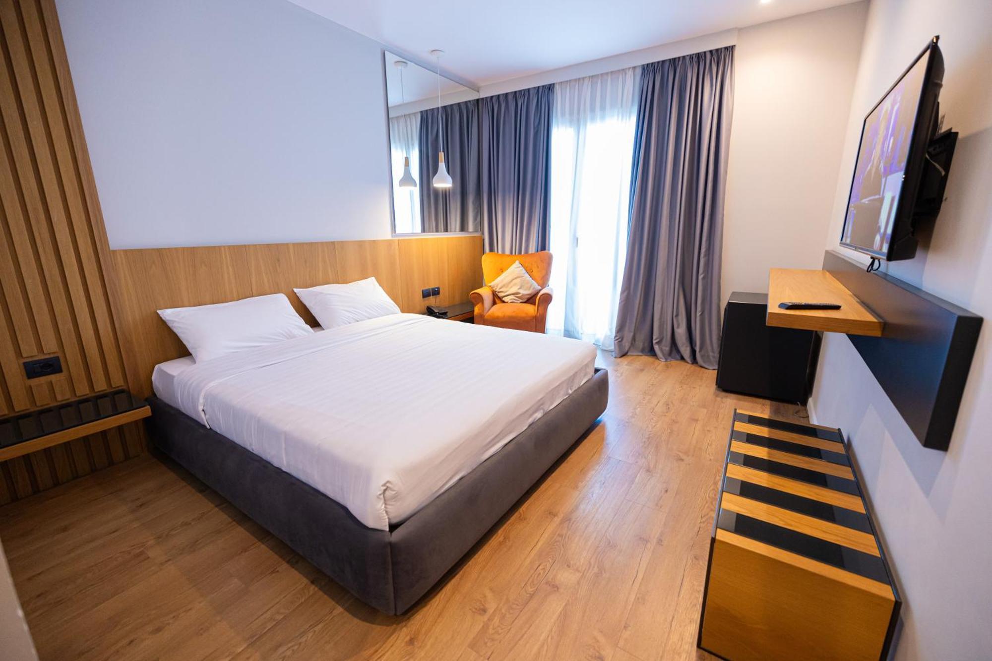 Duka Hotel Vlorë Eksteriør bilde