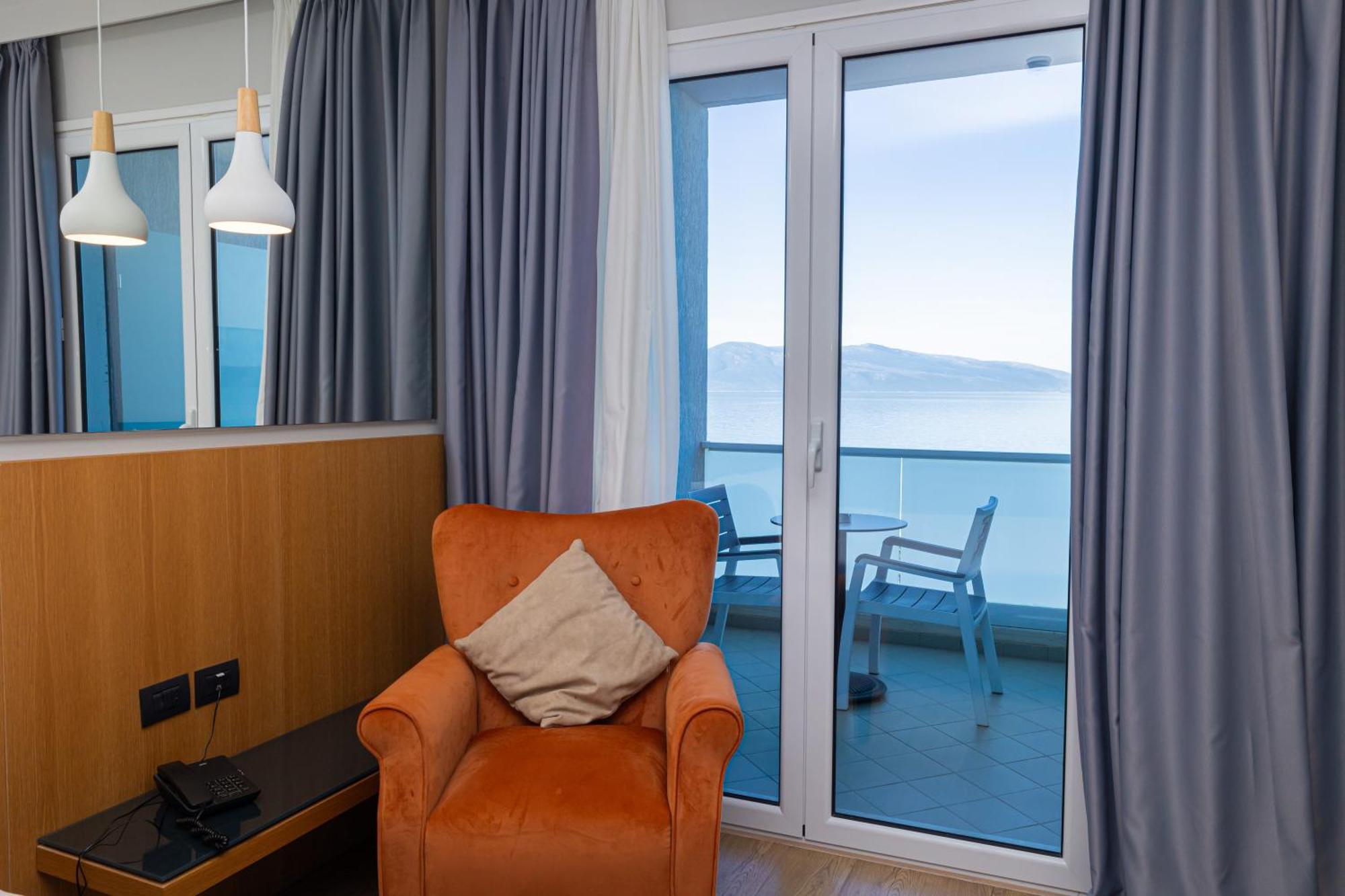 Duka Hotel Vlorë Eksteriør bilde
