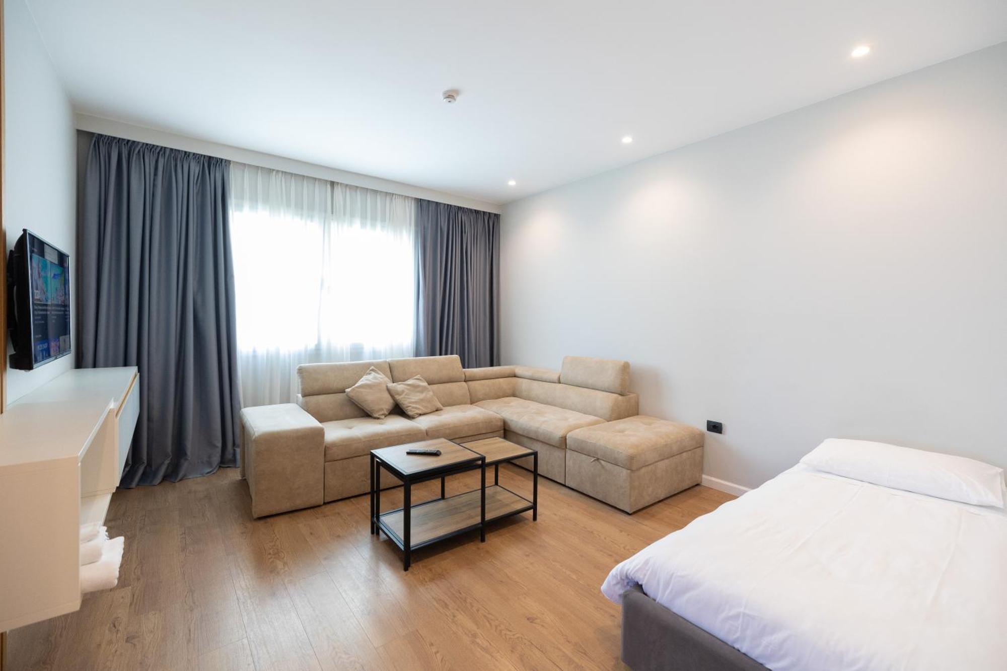 Duka Hotel Vlorë Eksteriør bilde
