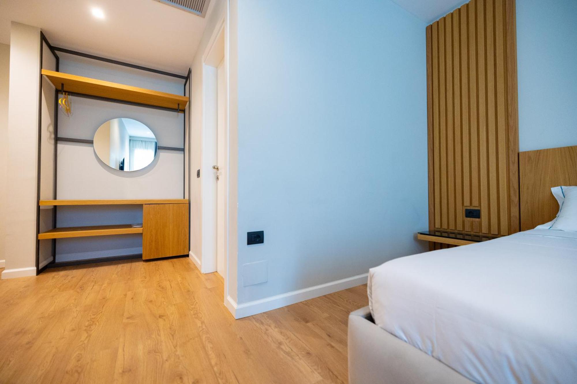 Duka Hotel Vlorë Eksteriør bilde